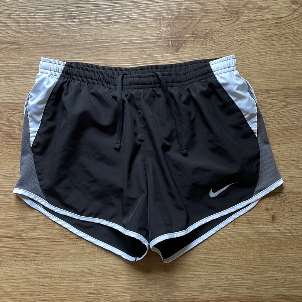 Nike Dri-Fit women’s drawstring running shorts black gray white size small